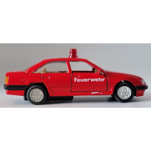 Dickie Cars Diecast Germany Fire Service Auto 4 1/2" Feuerwehr - Picture 3 of 8